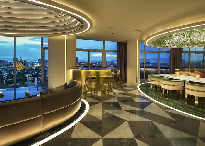 Hotel W 5*