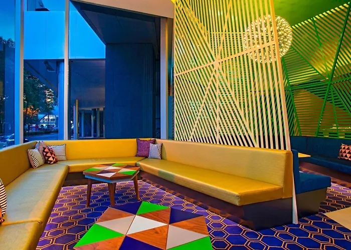 W Hotel 5*