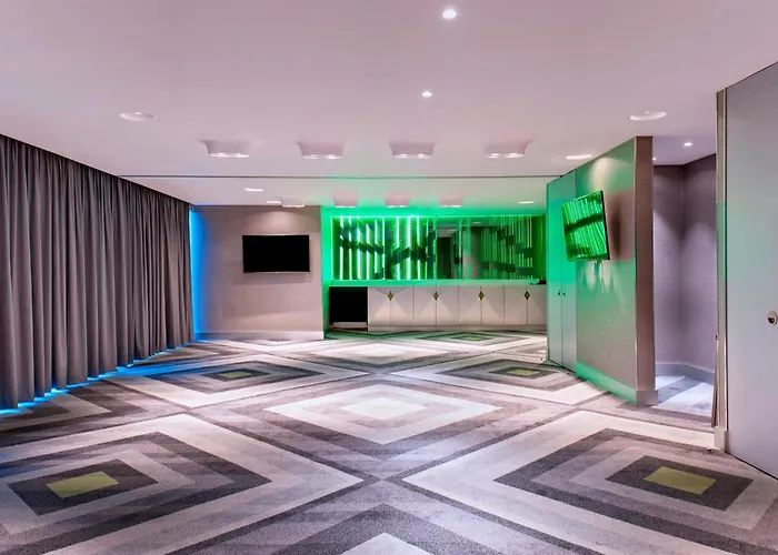 Hotel W
